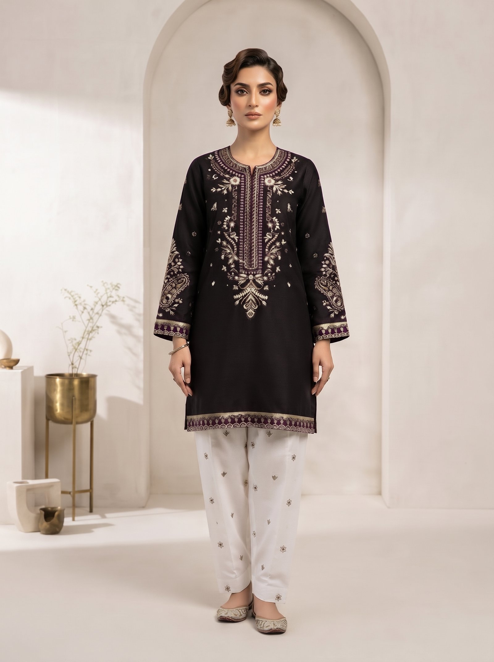 Women's Zari Cotton Suit with White Farshi Shalwar - Image 6