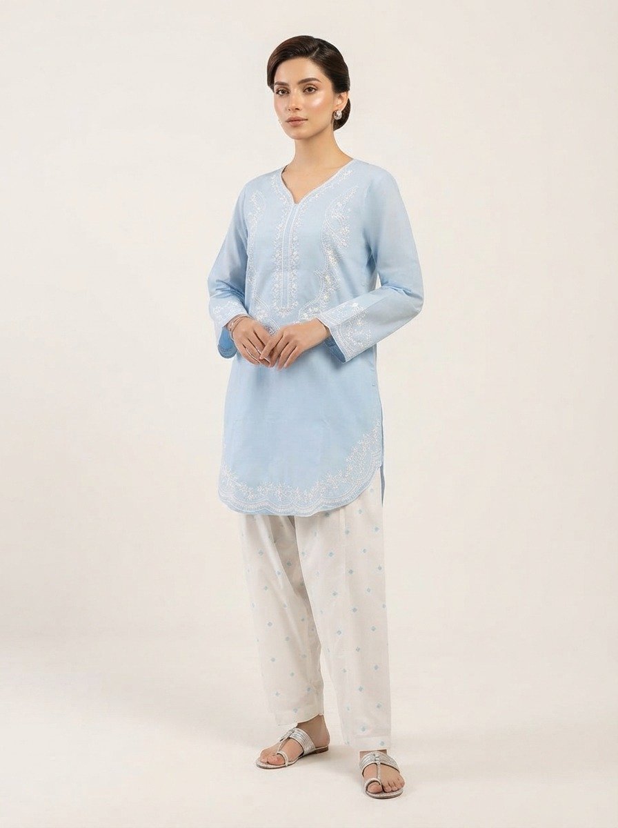 Elegant Cutwork Daman Suit with White Farshi Shalwar - Image 6